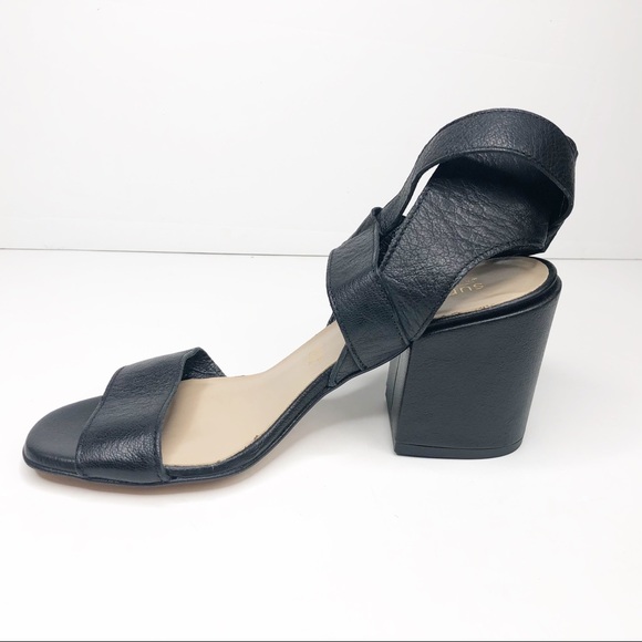White Mountain Shoes - Summit White Mountain Black Heel Sandals 39 / 9